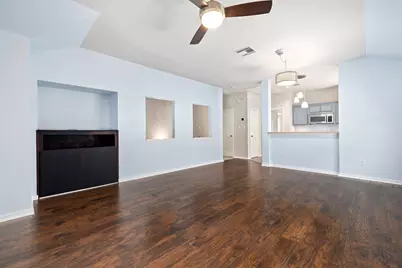 902 Memorial Heights Drive, Houston, TX 77007 - Photo 9