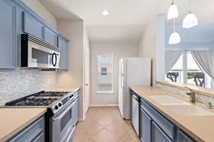 902 Memorial Heights Dr, Houston, TX 77007 - Photo 13