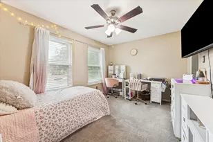 1802 Valero St, Friendswood, TX 77546 - Photo 17