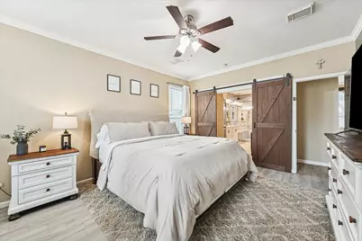 1802 Valero Street, Friendswood, TX 77546 - Photo 11