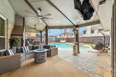 1802 Valero Street, Friendswood, TX 77546 - Photo 9