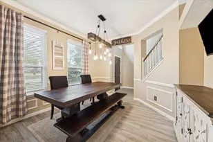 1802 Valero St, Friendswood, TX 77546 - Photo 3