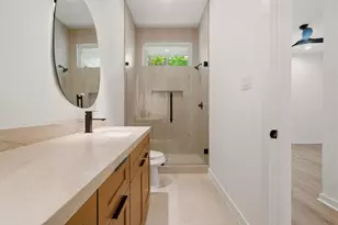 8203 Calhoun St, Houston, TX 77033 - Photo 33