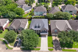 8111 Summer Wind Ct, Sugar Land, TX 77479 - Photo 27