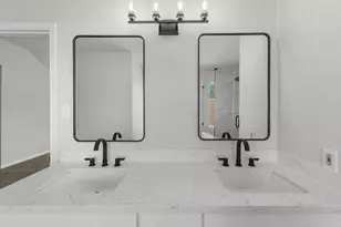 6830 Lost Thicket Dr, Houston, TX 77085 - Photo 29