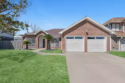 6830 Lost Thicket Drive, Houston, TX 77085 - Photo 33