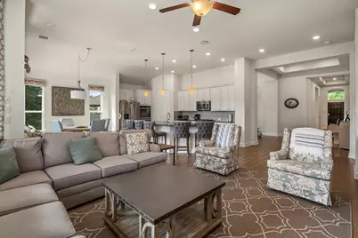 1810 Daly Way, Conroe, TX 77304 - Photo 9