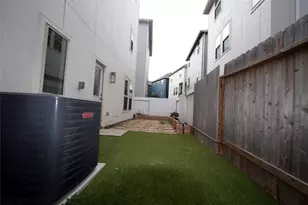 2009 Kirby Landing Dr, Houston, TX 77051 - Photo 29