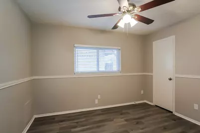 2138 Pilgrims Point Drive, Friendswood, TX 77546 - Photo 13