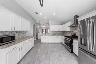6322 Atlasridge Dr, Houston, TX 77048 - Photo 7