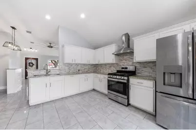 6322 Atlasridge Drive, Houston, TX 77048 - Photo 9