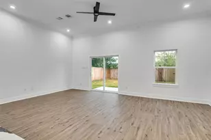 6014 Grace Ln, Houston, TX 77021 - Photo 15