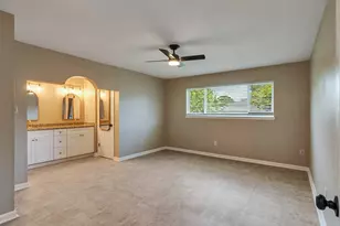11010 Whittingham Ln, Houston, TX 77099 - Photo 13