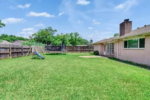 11010 Whittingham Ln, Houston, TX 77099 - Photo 21
