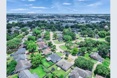 11010 Whittingham Lane, Houston, TX 77099 - Photo 23