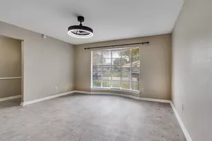 11010 Whittingham Ln, Houston, TX 77099 - Photo 5