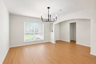 15911 Sheldon Ridge Way, Houston, TX 77044 - Photo 5