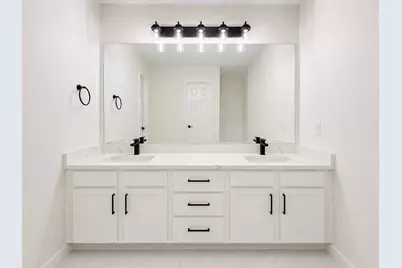 15911 Sheldon Ridge Way, Houston, TX 77044 - Photo 19