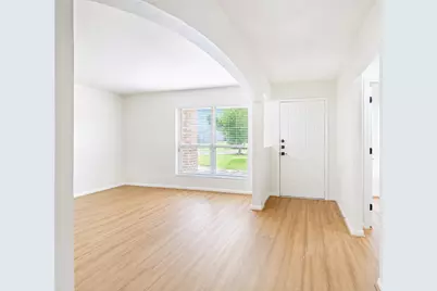 15911 Sheldon Ridge Way, Houston, TX 77044 - Photo 5