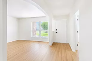 15911 Sheldon Ridge Way, Houston, TX 77044 - Photo 5