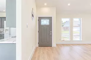 11935 River Meadow Ln, Meadows Place, TX 77477 - Photo 5