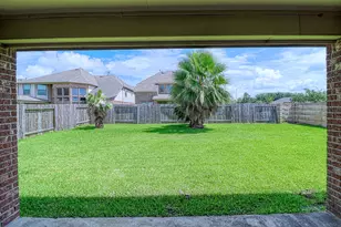 2735 Diamond Vista Ln, Rosharon, TX 77583 - Photo 3