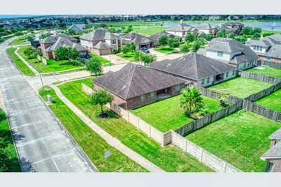 2735 Diamond Vista Lane, Rosharon, TX 77583 - Photo 33