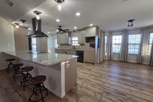 138 Pin Oak Dr, Angleton, TX 77515 - Photo 7