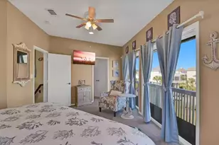 14450 Spyglass Cir, Galveston, TX 77554 - Photo 23