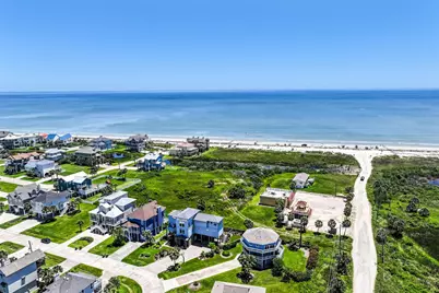 14450 Spyglass Circle, Galveston, TX 77554 - Photo 35