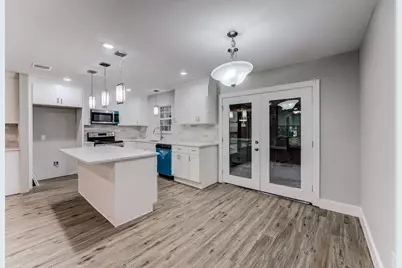 5535 Elm Springs Drive, Houston, TX 77048 - Photo 21