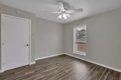 1910 Willowbend Street #11, Conroe, TX 77301 - Photo 5