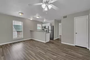 1910 Willowbend St, Conroe, TX 77301 - Photo 11