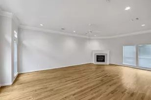 126 Detering St, Houston, TX 77007 - Photo 17