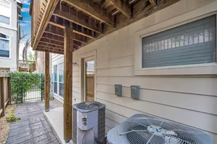 126 Detering St, Houston, TX 77007 - Photo 29