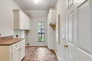 195 Coral Gables, Trinity, TX 75862 - Photo 17