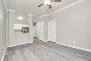 2222 Maroneal St, Houston, TX 77030 - Photo 3