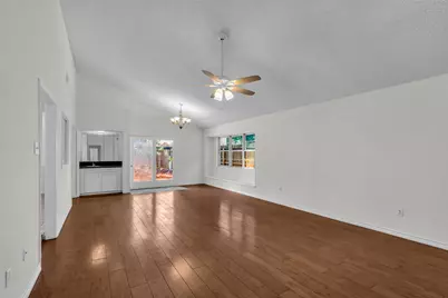 2023 Shadow Rock Drive, Kingwood, TX 77339 - Photo 7
