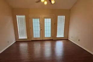 4027 Summit Valley Dr, Houston, TX 77082 - Photo 5