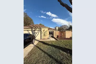4027 Summit Valley Drive, Houston, TX 77082 - Photo 1