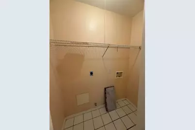 4027 Summit Valley Drive, Houston, TX 77082 - Photo 15