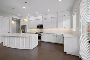 1523 Aldana Pl, Houston, TX 77055 - Photo 11