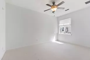 1523 Aldana Pl, Houston, TX 77055 - Photo 19