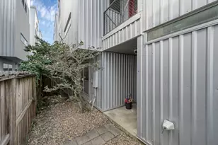 2605 Calumet St, Houston, TX 77004 - Photo 13