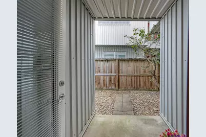 2605 Calumet Street #31, Houston, TX 77004 - Photo 9