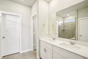 16686 Sterling Clf St, Conroe, TX 77302 - Photo 21