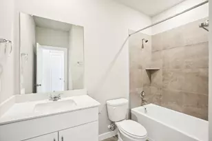 16686 Sterling Clf St, Conroe, TX 77302 - Photo 23