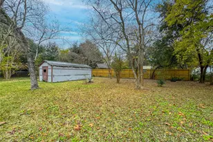 821 Cypress St, La Marque, TX 77568 - Photo 25