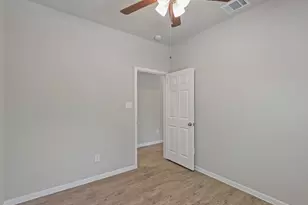 13502 Axel Ln, Houston, TX 77047 - Photo 25