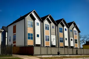 2528 Live Oak St, Houston, TX 77004 - Photo 27